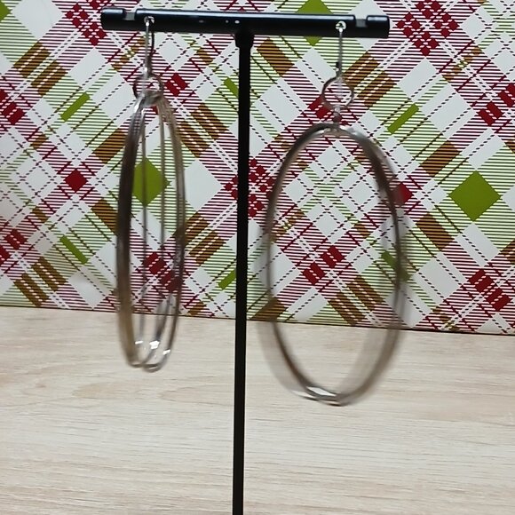 Large Silver Tone Oval Multi Hoop Metal Earrings Vintage Jewelry #92 - Picture 6 of 7